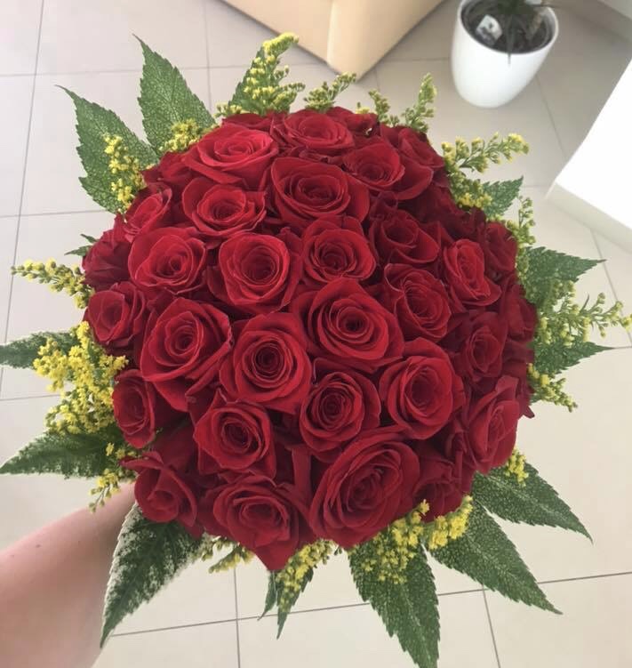 Kytica Rose-35 ruží
