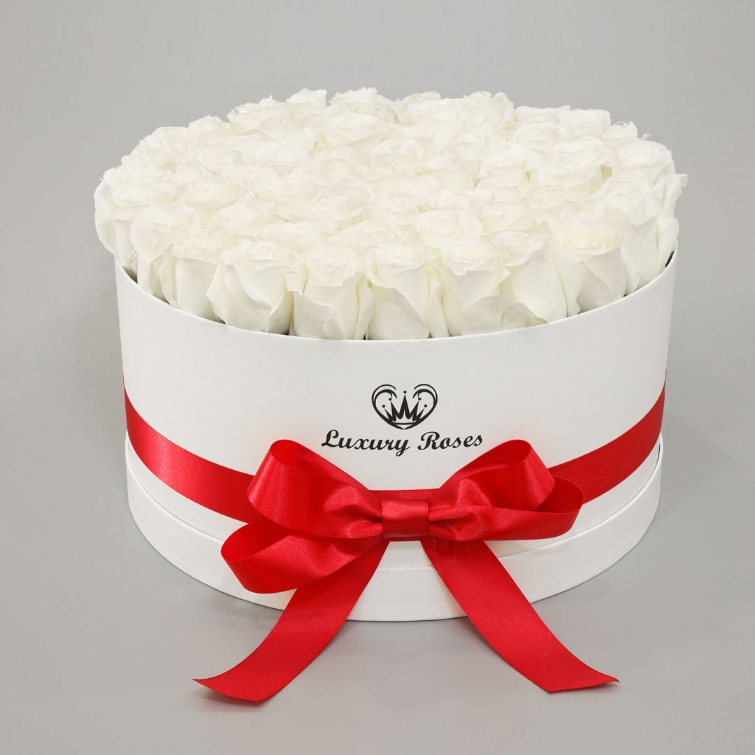 Luxusný okrúhly biely box XL so živými bielymi ružami