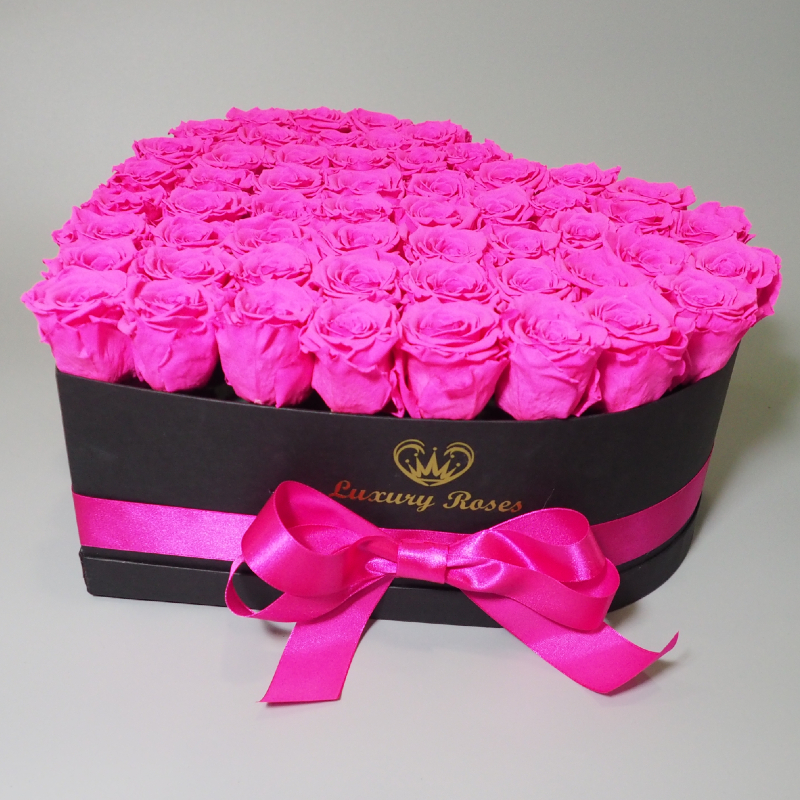 Luxusný čierny mega box srdce s trvácnymi cyklámenovými ružami